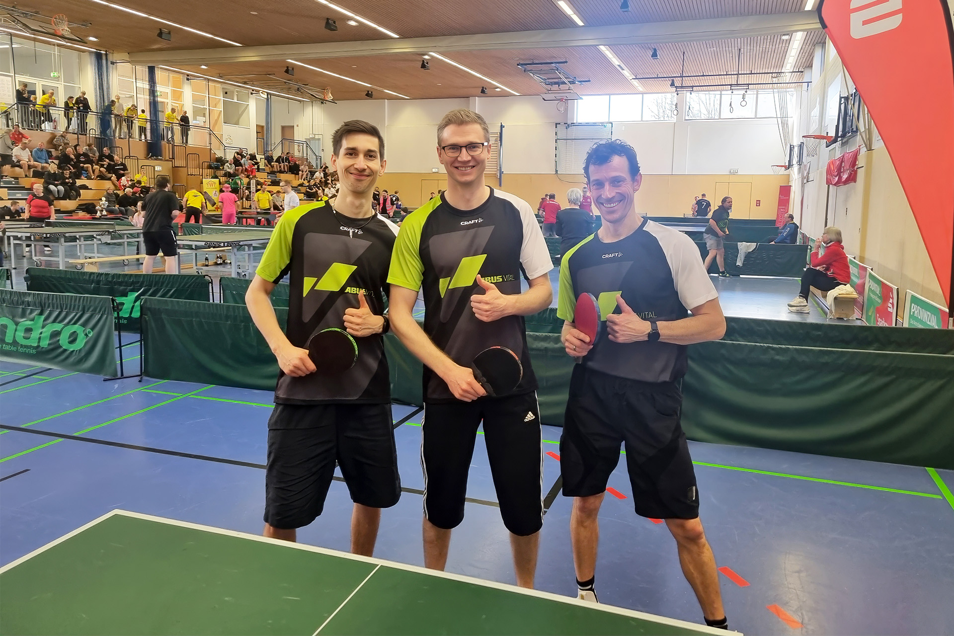 Spieler bei einem Tischtennisturnier